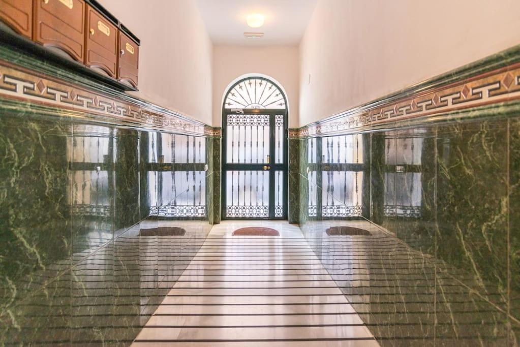 Appartement Bright, Quiet And Ground Floor In The Center Málaga