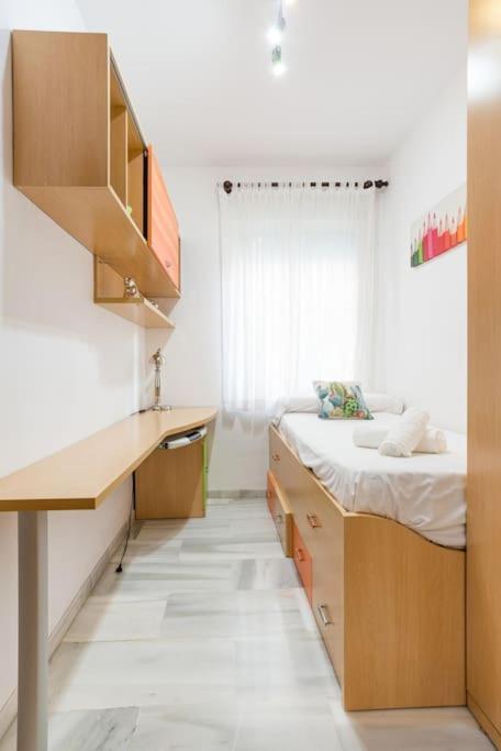 Bright, Quiet And Ground Floor In The Center Appartement *